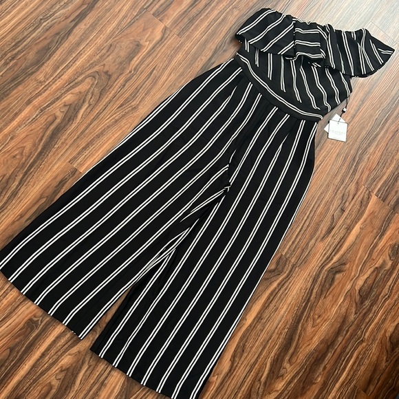 Laundry Striped One Shoulder Jumpsuit - Picture 4 of 12